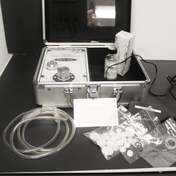 Professional Diamond Dermabrasion Spa - Picture 2 of 12